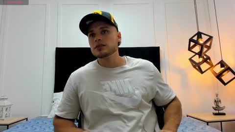 Snapshot of adrien_roche888 chatting on January 2025 11:13:01 PM Adrein Roche online show from January 2025 11:13:01 PM