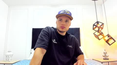Snapshot of adrien_roche888 chatting on February 2025 11:16:02 PM Adrein Roche online show from February 2025 11:16:02 PM