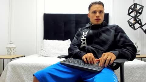Snapshot of adrien_roche888 chatting on February 2025 11:04:02 PM Adrein Roche online show from February 2025 11:04:02 PM