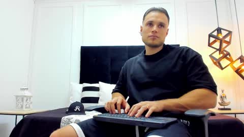 Snapshot of adrien_roche888 chatting on February 2025 11:24:02 PM Adrein Roche online show from February 2025 11:24:02 PM