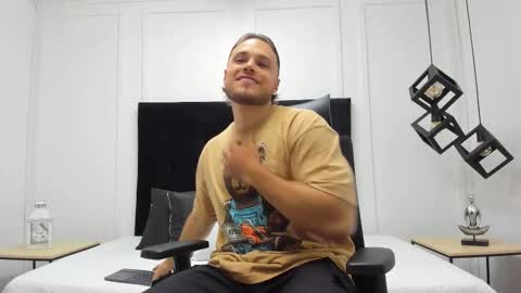 Snapshot of adrien_roche888 chatting on October 2025 10:23:02 PM Adrein Roche online show from October 2025 10:23:02 PM