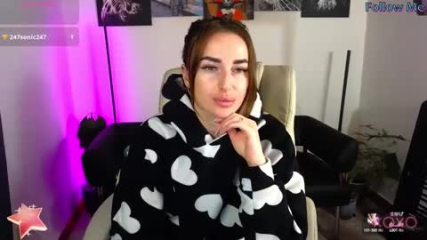 Adriana online show from March 2025 04:32:01 AM