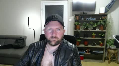 Felix84 online show from April 2026 09:07:02 PM