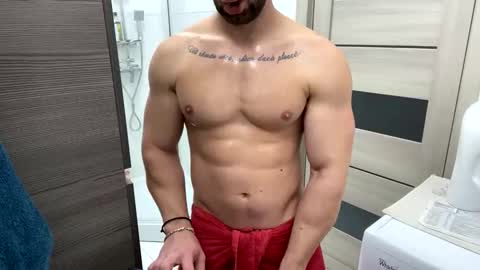 Mrrfitt online show from November 2025 03:19:02 PM