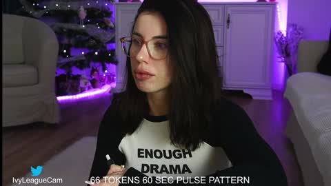 Snapshot of aelia_anara chatting on December 2024 09:35:01 AM Aelia online show from December 2024 09:35:01 AM