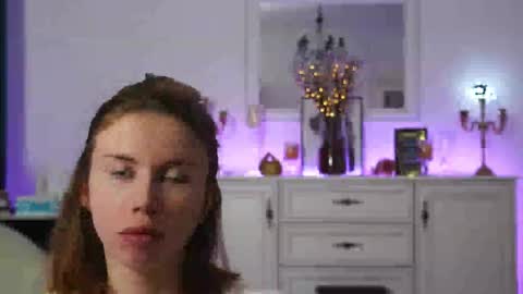 Snapshot of aelia_anara chatting on October 2025 03:40:02 AM Aelia online show from October 2025 03:40:02 AM