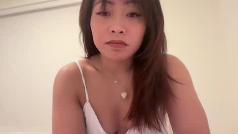 Snapshot of aelinhavilliard chatting on April 2026 04:32:01 AM aelinhavilliard online show from April 2026 04:32:01 AM