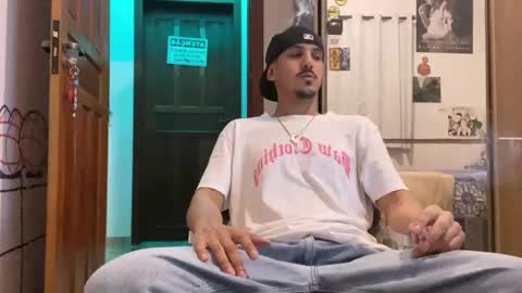 Luci online show from October 2025 02:31:01 AM