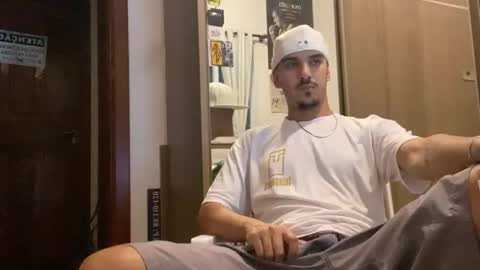 Luci online show from November 2025 03:40:02 AM