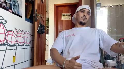 Luci online show from November 2025 07:14:01 PM