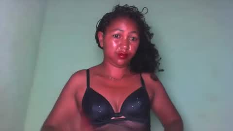 Snapshot of aelyaa chatting on March 2026 01:20:01 AM aelyaa online show from March 2026 01:20:01 AM