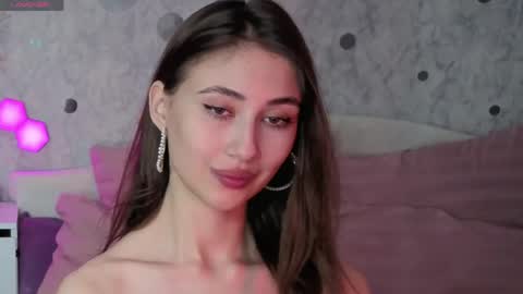Snapshot of affiinalovsx chatting on May 2026 04:43:01 AM AffiinaLovsx online show from May 2026 04:43:01 AM
