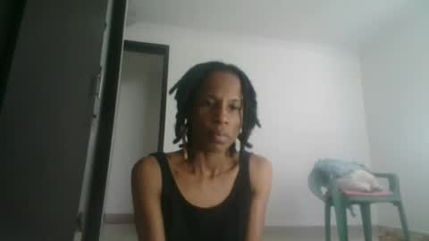 Snapshot of africadeluxe chatting on February 2025 04:35:01 PM Africa online show from February 2025 04:35:01 PM