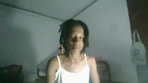 Snapshot of africadeluxe chatting on March 2025 11:29:01 AM Africa online show from March 2025 11:29:01 AM