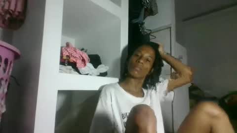 Snapshot of africadeluxe chatting on March 2025 10:09:02 PM Africa online show from March 2025 10:09:02 PM