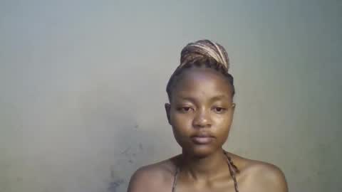 Snapshot of african_beuty20 chatting on April 2026 03:48:01 AM Wendy online show from April 2026 03:48:01 AM