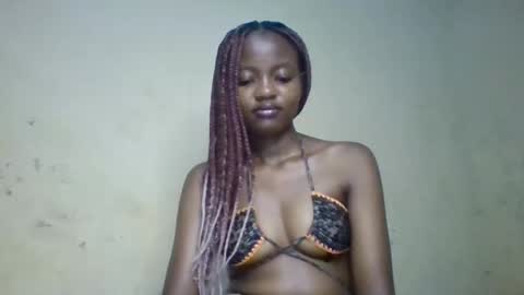 Snapshot of african_beuty20 chatting on April 2026 03:01:04 AM Wendy online show from April 2026 03:01:04 AM