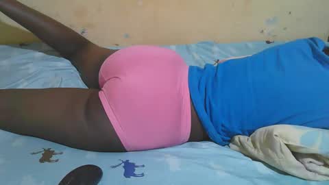 Snapshot of african_pussy2 chatting on November 2025 06:41:02 AM african_pussy2 online show from November 2025 06:41:02 AM