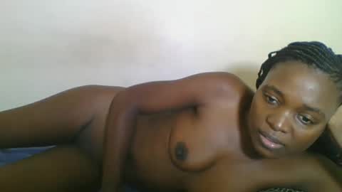 Yvonne online show from April 2026 09:30:01 PM