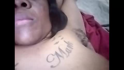 Snapshot of afrikanbonnienclyde chatting on October 2025 06:47:02 PM Nikky Love online show from October 2025 06:47:02 PM