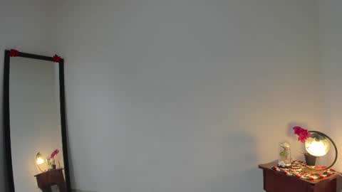 Lorena online show from July 2026 02:12:01 PM
