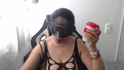 afrodita  online show from November 2025 06:09:02 PM