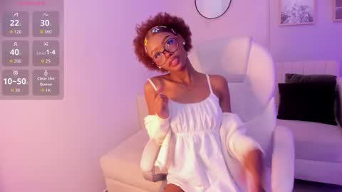 Snapshot of afrodita_sweeet chatting on November 2025 08:30:01 PM Afrodita online show from November 2025 08:30:01 PM