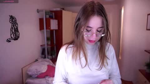 Kind sensual Emma fav pattern 2266 online show from February 2026 04:11:01 AM