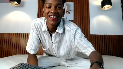 Snapshot of afrowayuu chatting on May 2026 05:52:02 PM afrowayuu online show from May 2026 05:52:02 PM