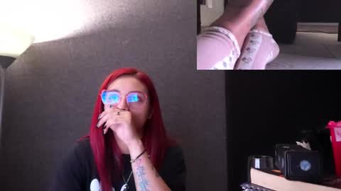 Snapshot of agatacollinsss chatting on December 2025 02:17:01 AM Agata Collinss online show from December 2025 02:17:01 AM