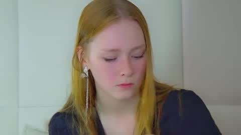 AgataFoxley online show from September 2025 07:19:02 AM