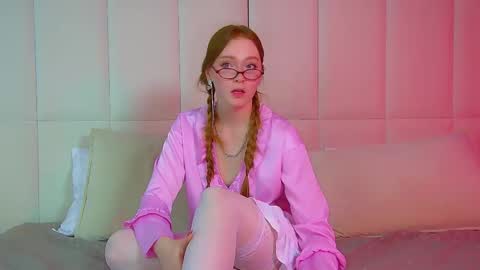 AgataFoxley online show from October 2025 06:08:01 PM