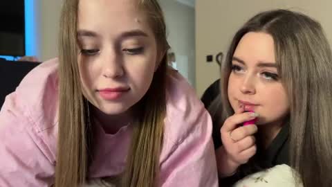 Snapshot of agatasweeti chatting on April 2026 01:42:02 AM Agata online show from April 2026 01:42:02 AM