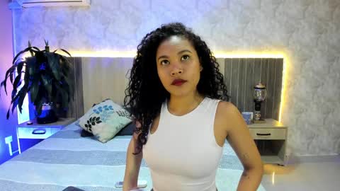 Snapshot of agatha_brand chatting on April 2026 11:30:02 AM agatha_brand online show from April 2026 11:30:02 AM