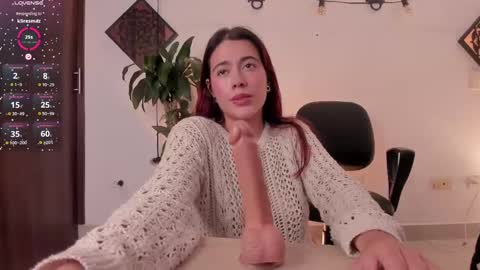 Agatha vixen  online show from February 2025 03:21:01 PM