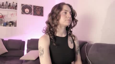 Camila     2 online show from April 2026 12:08:02 AM