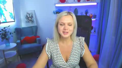 Snapshot of agathaklouin chatting on February 2026 03:03:01 AM Agatha online show from February 2026 03:03:01 AM