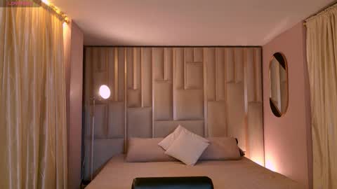 Agatha online show from October 2025 06:53:01 PM