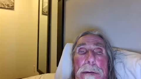Snapshot of agedhardwood59618233 chatting on June 2026 11:01:02 AM agedhardwood59618233 online show from June 2026 11:01:02 AM
