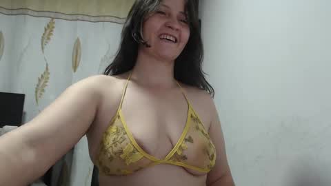Angel online show from October 2025 09:56:01 PM