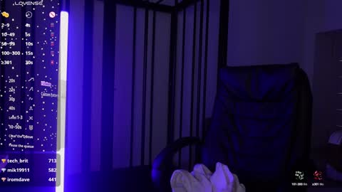 Agelina Lilly Laura online show from December 2024 03:47:02 AM