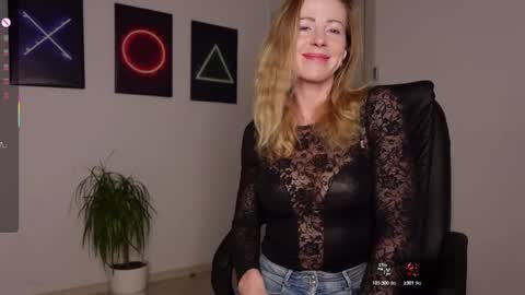 Agelina Lilly Laura online show from March 2025 06:57:01 AM