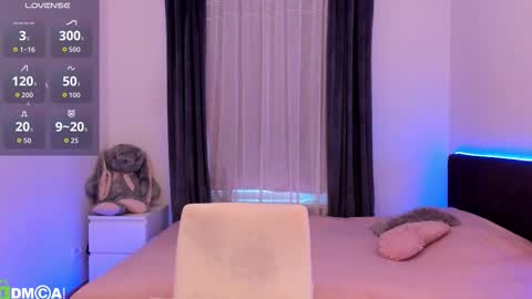 Polly online show from March 2026 03:30:01 PM