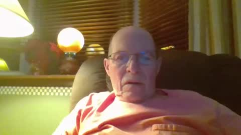 Snapshot of aguynrkfrd chatting on December 2024 09:44:01 AM aguynrkfrd online show from December 2024 09:44:01 AM