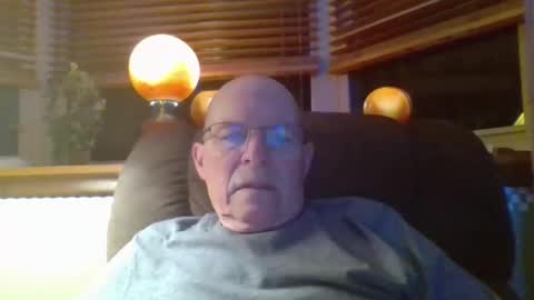 Snapshot of aguynrkfrd chatting on November 2025 10:37:02 AM aguynrkfrd online show from November 2025 10:37:02 AM