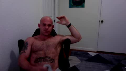 ahern1985 online show from April 2026 03:28:02 PM