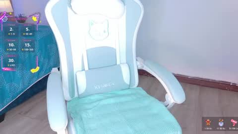 Ahvi Ebony online show from December 2025 12:13:02 PM