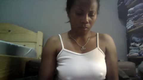 Aicha boobs online show from September 2025 04:43:01 PM