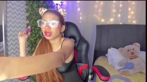 Snapshot of aida_princess chatting on March 2025 04:41:02 AM Aida online show from March 2025 04:41:02 AM