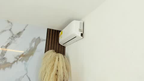 Aida  online show from March 2025 12:12:01 PM